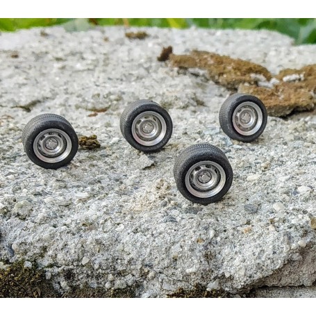 4 complete wheels - Ø13.40 mm - ech. 1:43 - Alu and resin