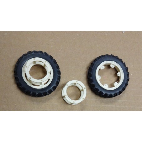 Narrow front wheel coupling – White – 1:32 – X4