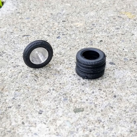 Flexible Resin Tires - Ø15mm Ep 3.50mm - Ech 1:43 - by 4